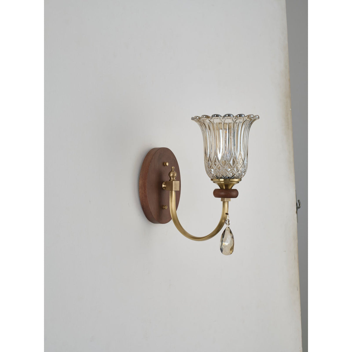 
Tulverna Ribbed Tulip Glass and Wood Wall Sconce